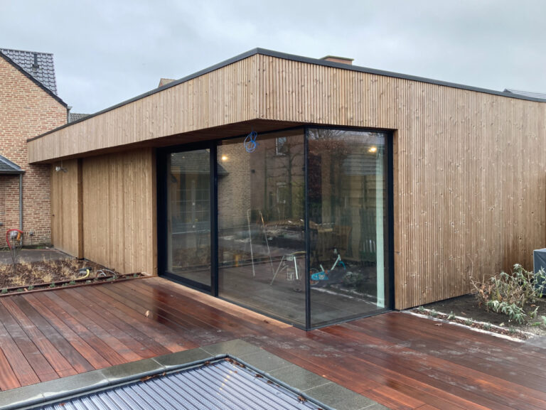tuinkamer-poolhouse-houtbouw
